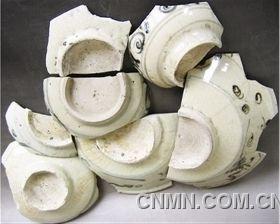 元代各類民用青花瓷器胎體斷面及底部圖示標本。