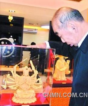 2萬(wàn)元黃金工藝品含黃金不過(guò)千元。