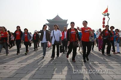 B.我運動我快樂我健康。陜西有色西安勘察設(shè)計研究院女職工積極開展文化體育活動。 (1)