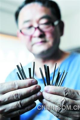 開槽的工具很多很復(fù)雜，各種槽刀的用途不同