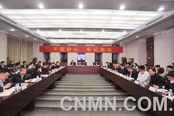 4月12日，湖南有色召開公司2019年宣傳思想文化工作會(huì)議，會(huì)議總結(jié)了2018年宣傳思想文化工作，部署了2019年任務(wù)，表彰了宣傳思想文化工作先進(jìn)集體、優(yōu)秀個(gè)人和優(yōu)秀作品。